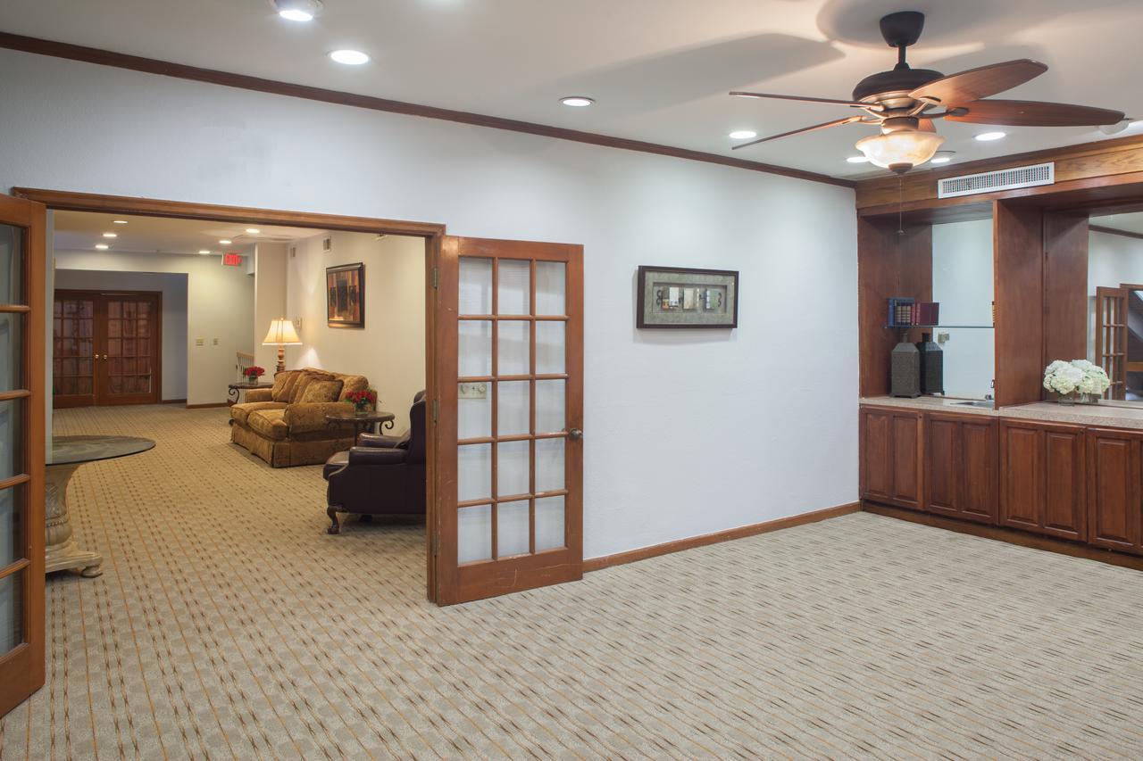 Cloverleaf Suites Baton Rouge Ngoại thất bức ảnh