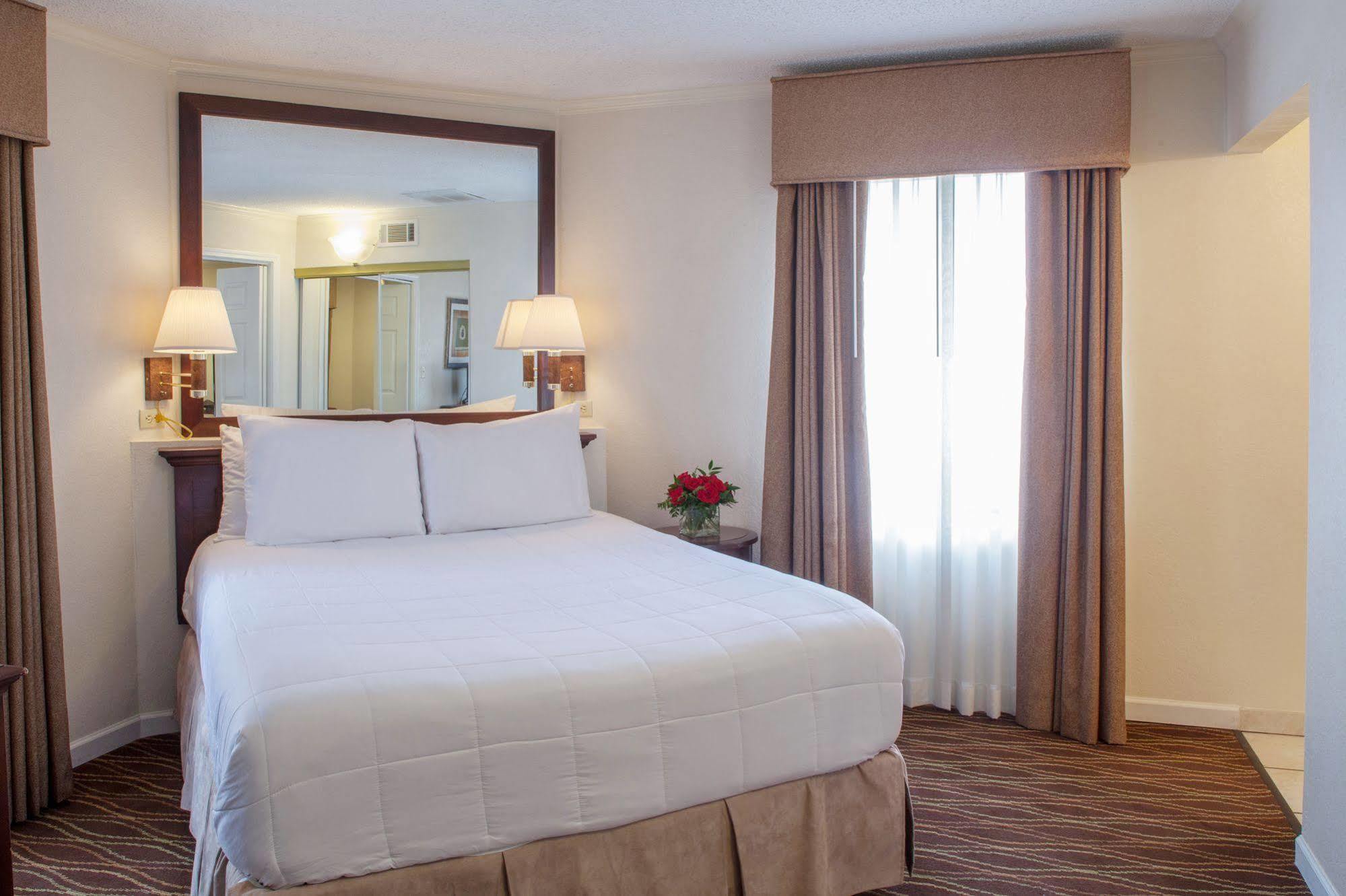 Cloverleaf Suites Baton Rouge Ngoại thất bức ảnh