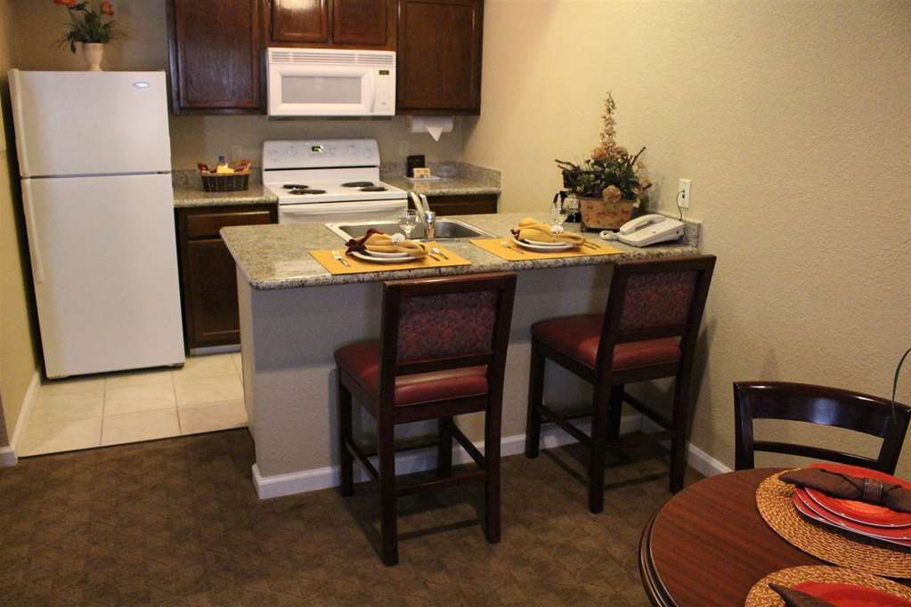 Cloverleaf Suites Baton Rouge Phòng bức ảnh