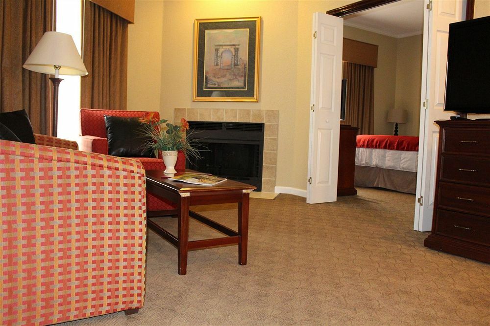Cloverleaf Suites Baton Rouge Ngoại thất bức ảnh