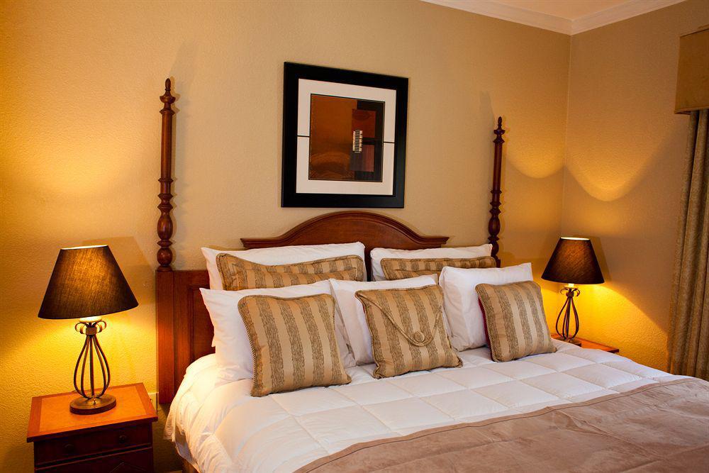 Cloverleaf Suites Baton Rouge Phòng bức ảnh