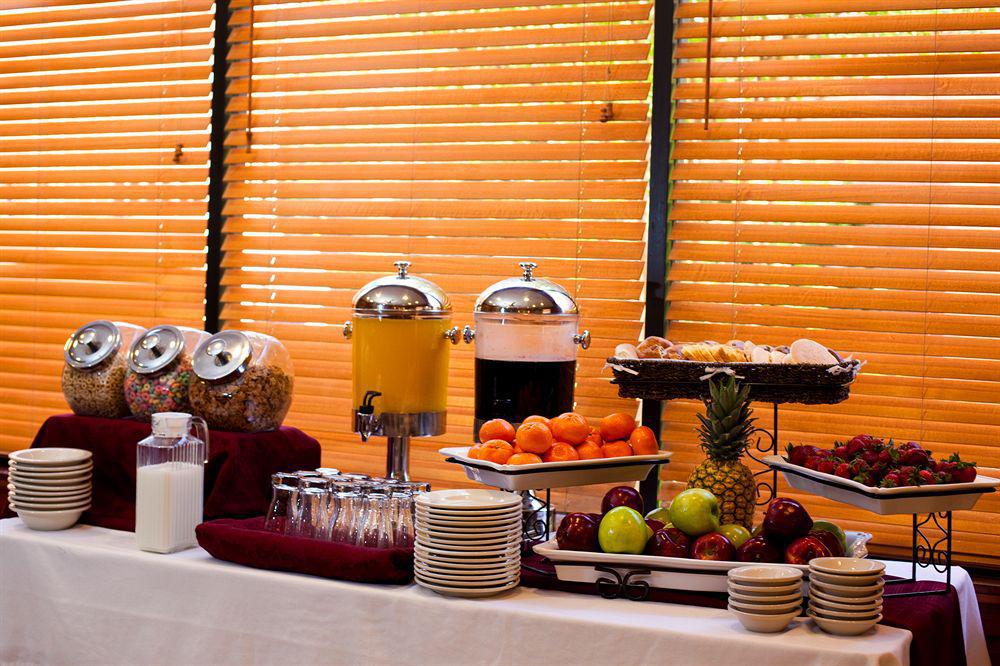Cloverleaf Suites Baton Rouge Ngoại thất bức ảnh